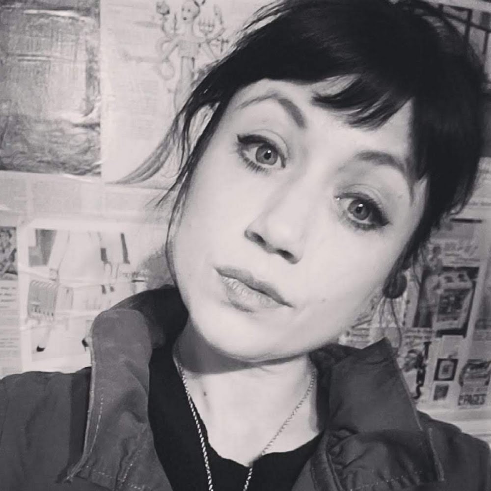 Meet your Posher, Kelly